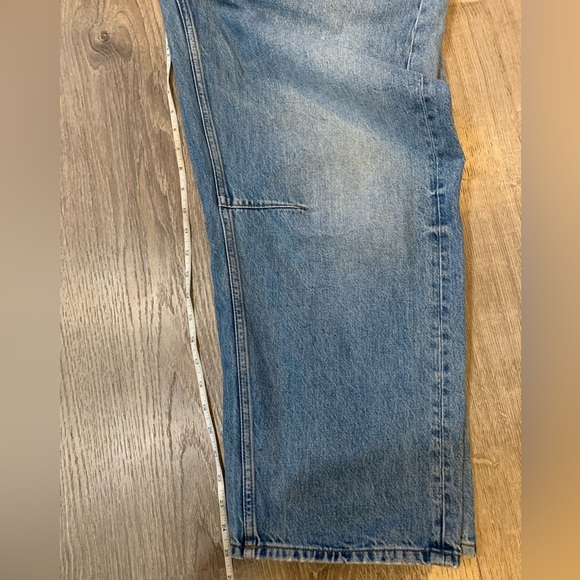 Madewell The Darted Barrel-Leg Jean, size 30 EUC - Picture 7 of 9